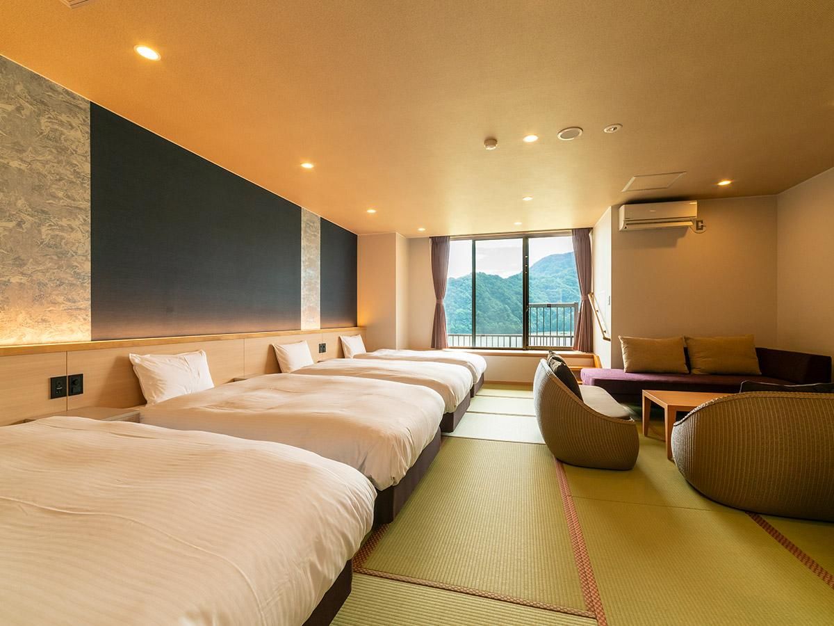 Suite Japanese-Style 4 Beds with Indoor Bath - Non-Smoking