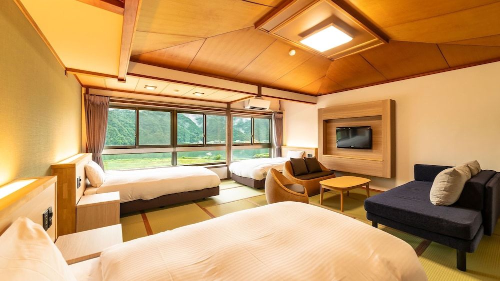 Superior Japanese-Style Bed, Triple (River Side) - Shared Bathroom - Non-Smoking