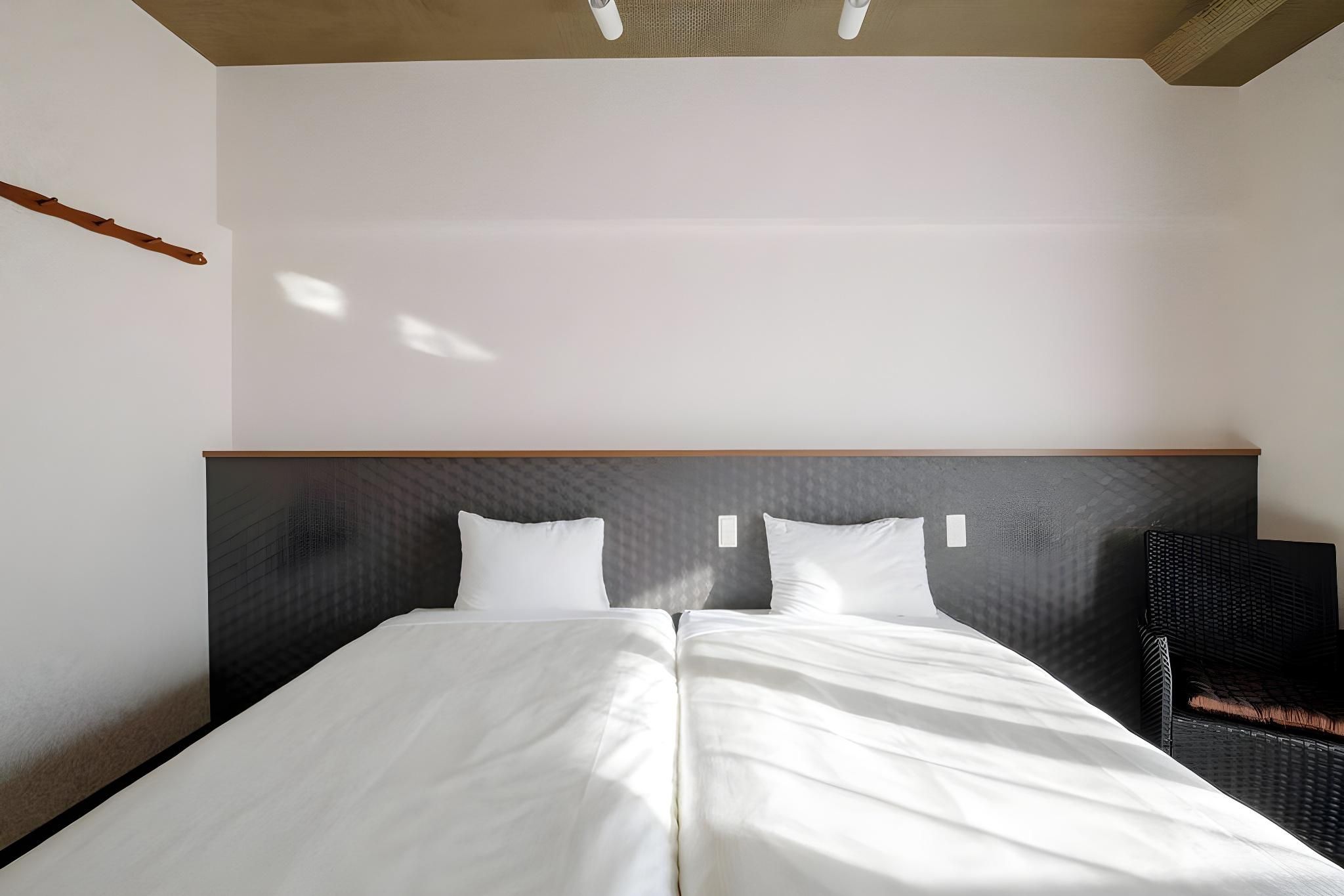 Twin Room Non-Smoking