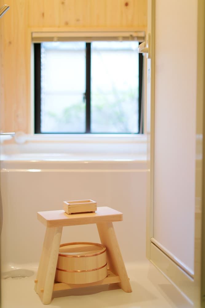 Tanoya Twin Room, Garden View 11