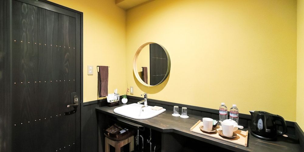 Tanoya Twin Room, Garden View 12