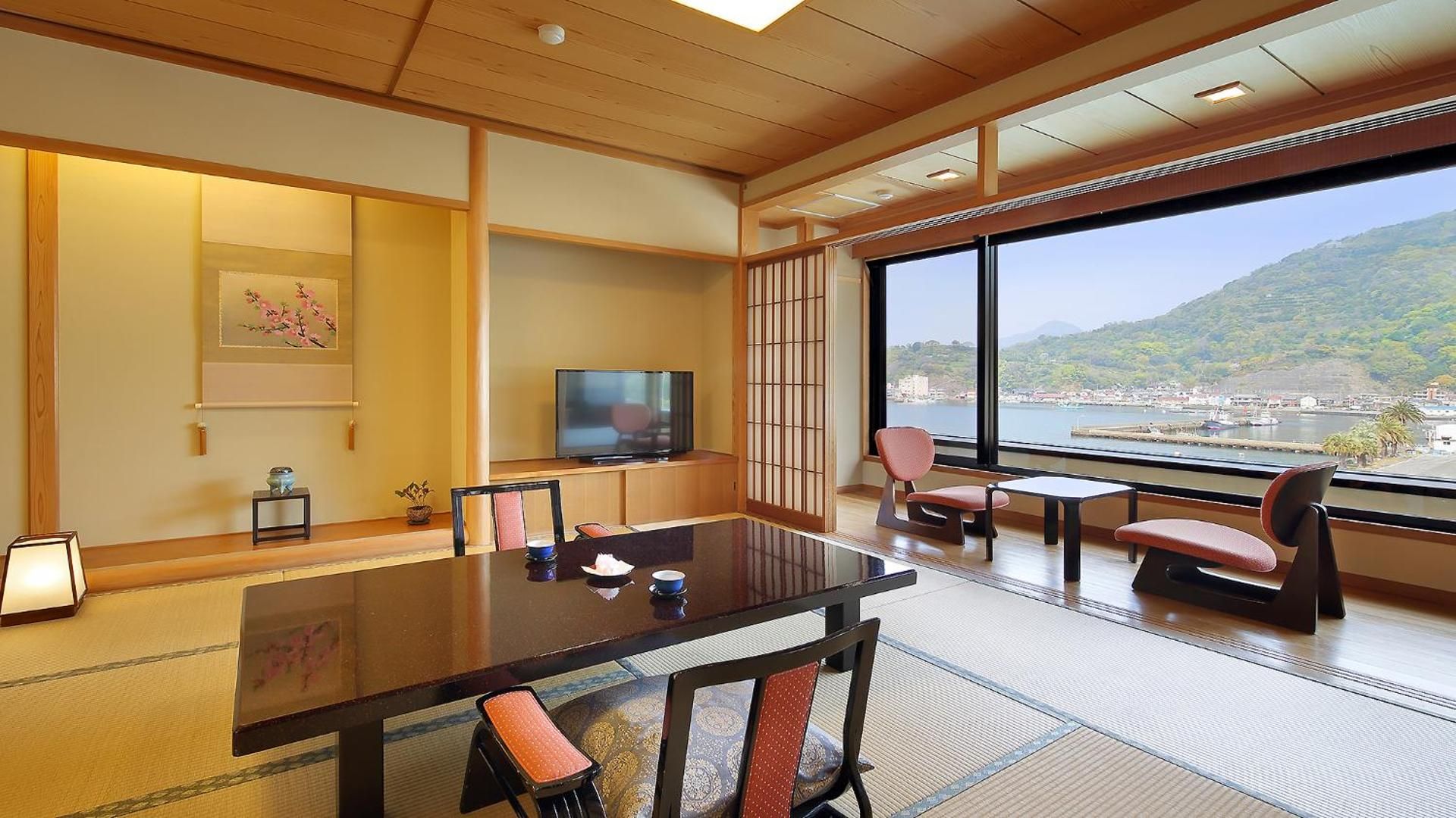 Standard Japanese-Style Room with Half Open-Air Bath with Mt. Fuji View