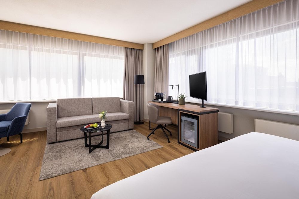 NH Atlanta Rotterdam Standard Room 6