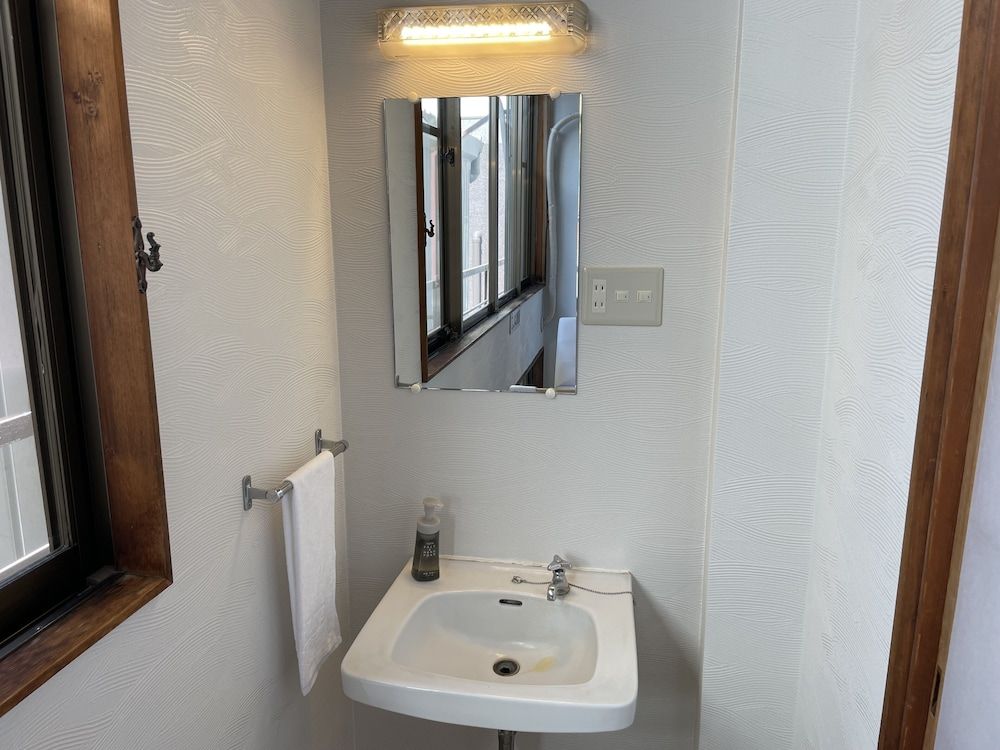 Twin Room, Shared Bathroom