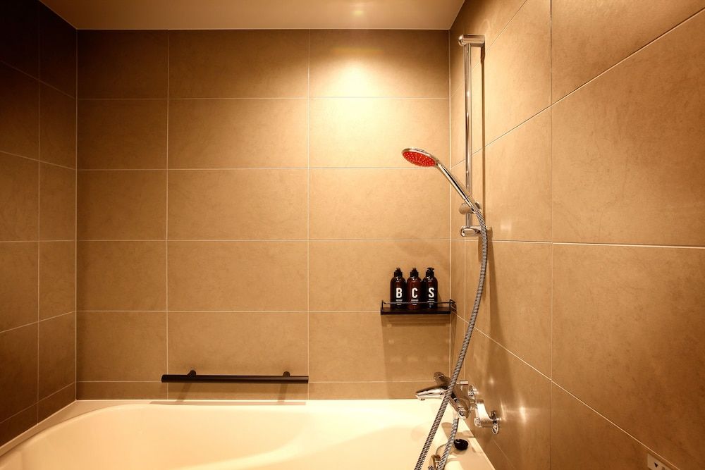 Kawasaki King Skyfront Tokyu REI Hotel Superior Twin Room, Non Smoking (Park Side, 2nd4th Floor) 6