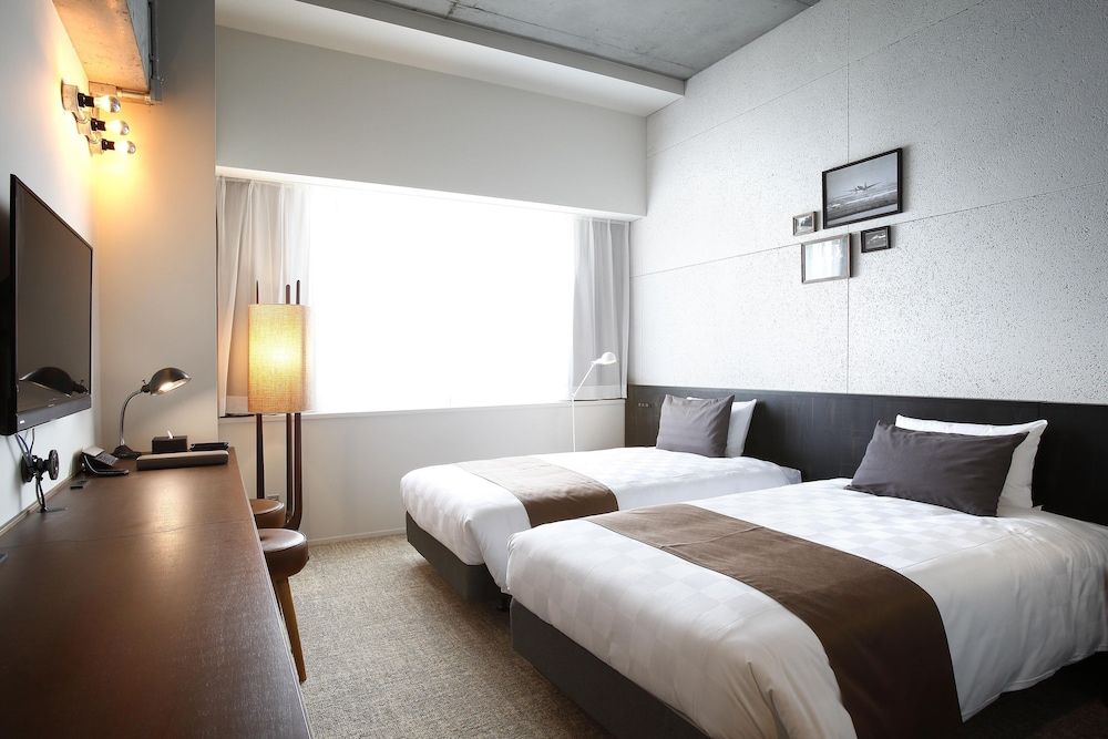 Kawasaki King Skyfront Tokyu REI Hotel Superior Twin Room, Non Smoking (Park Side, 2nd4th Floor)
