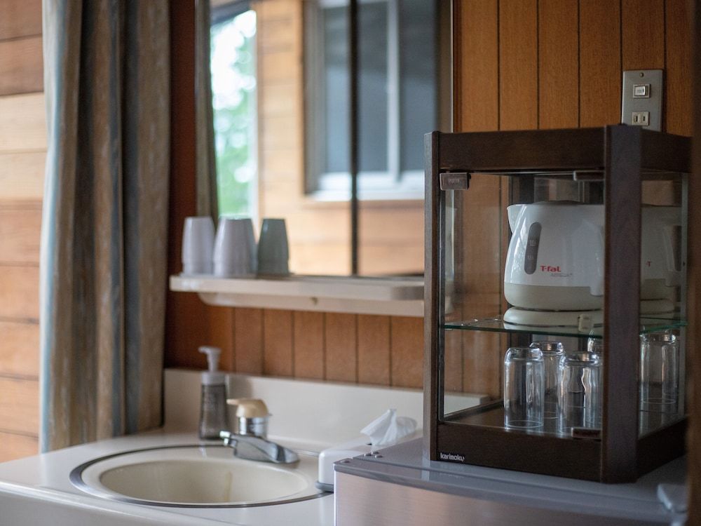 Shirahamakan Open Air Bath Included / Japanese-style room(Twin Beds) for 5 People / Non-Smoking 3