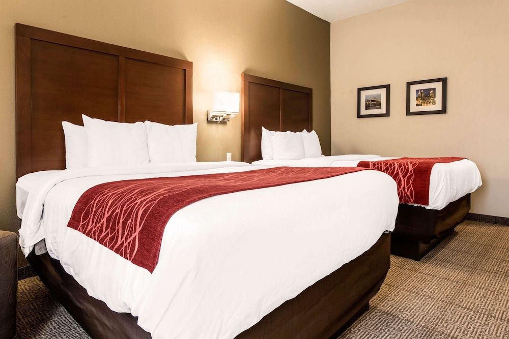 Standard Room, 2 Queen Beds, Non Smoking