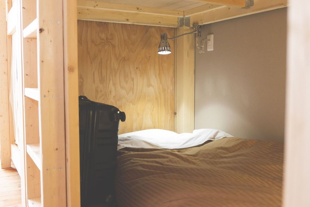 Noboribetsu Guest House AKA & AO - Hostel Shared Dormitory, Women only, Shared Bathroom 4