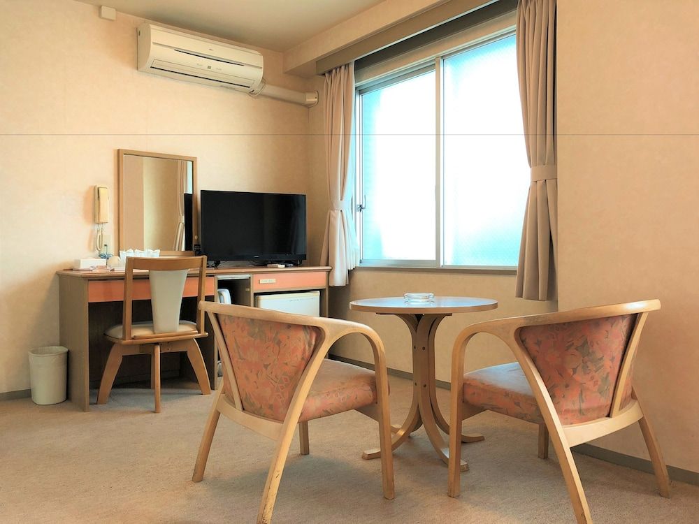 Urban Hotel Sanko Twin Room, Smoking 10