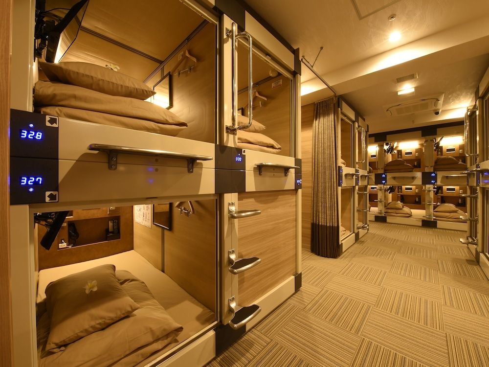 undefined Capsule Hotel Anshin Oyado Premier Kyoto Shijo Karasuma 10