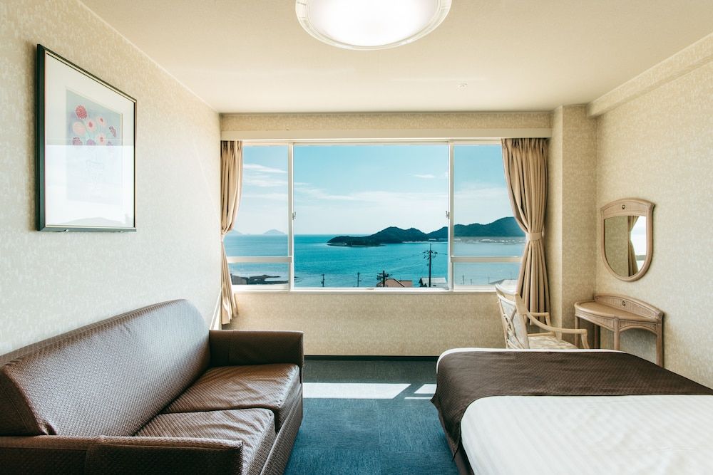 Semi Double Room (With bath) Non Smoking