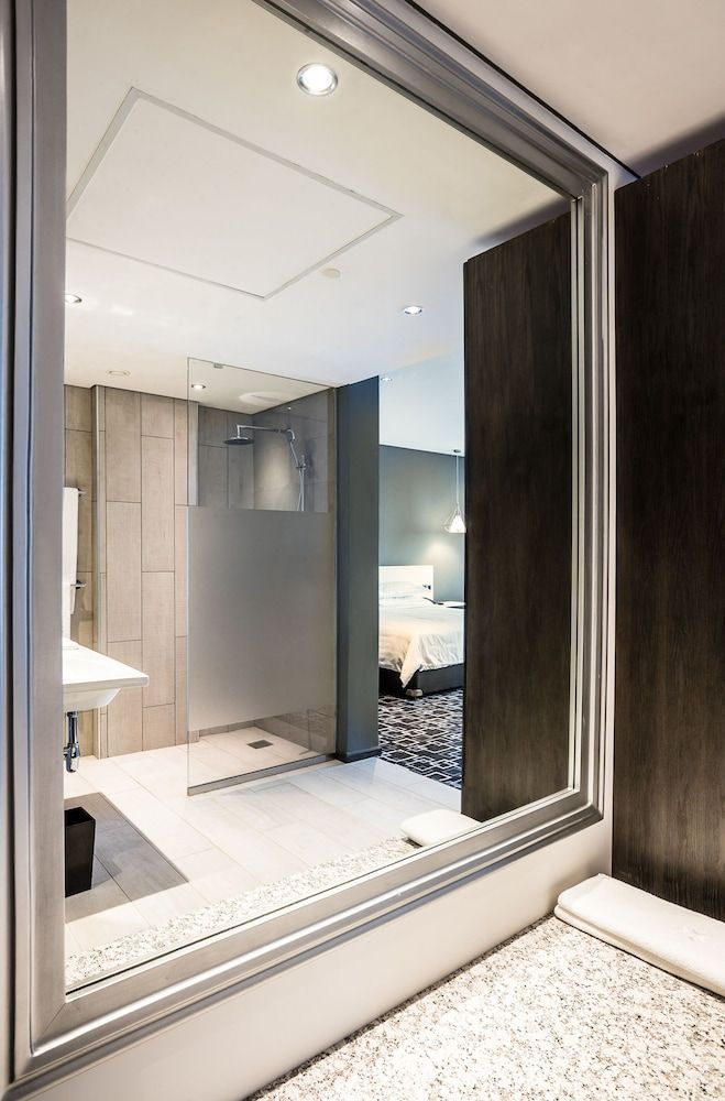 undefined Trademark Hotel 4