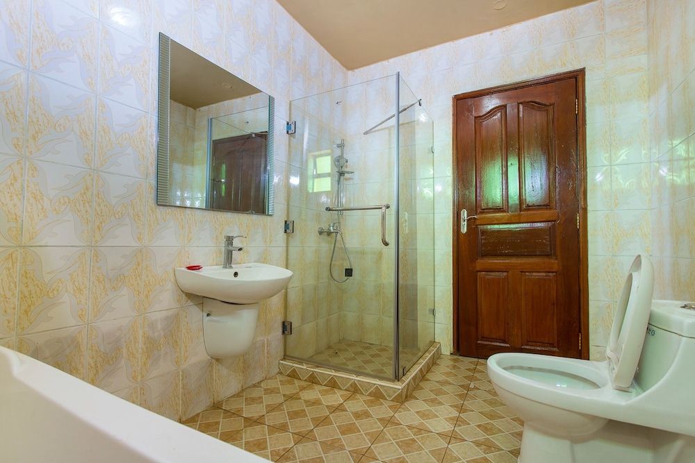 Kilimo Grand Resort Deluxe Room 10