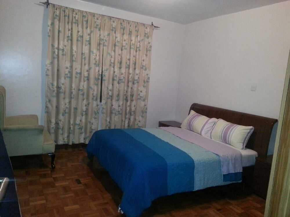 undefined York Palace 3