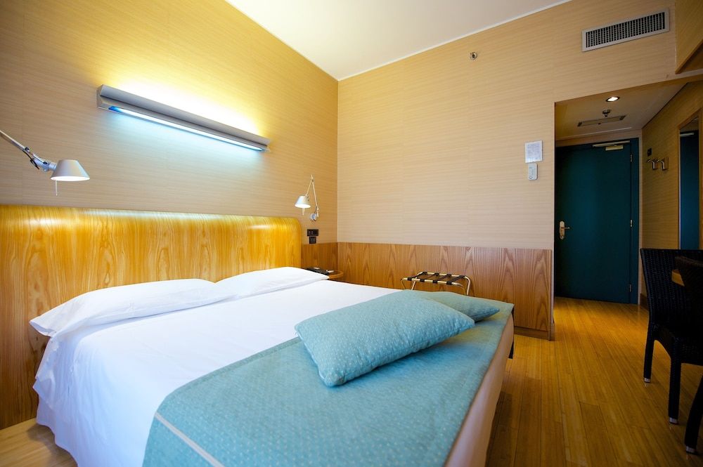 Best Western Hotel Luxor Standard Room, 1 Queen Bed 7