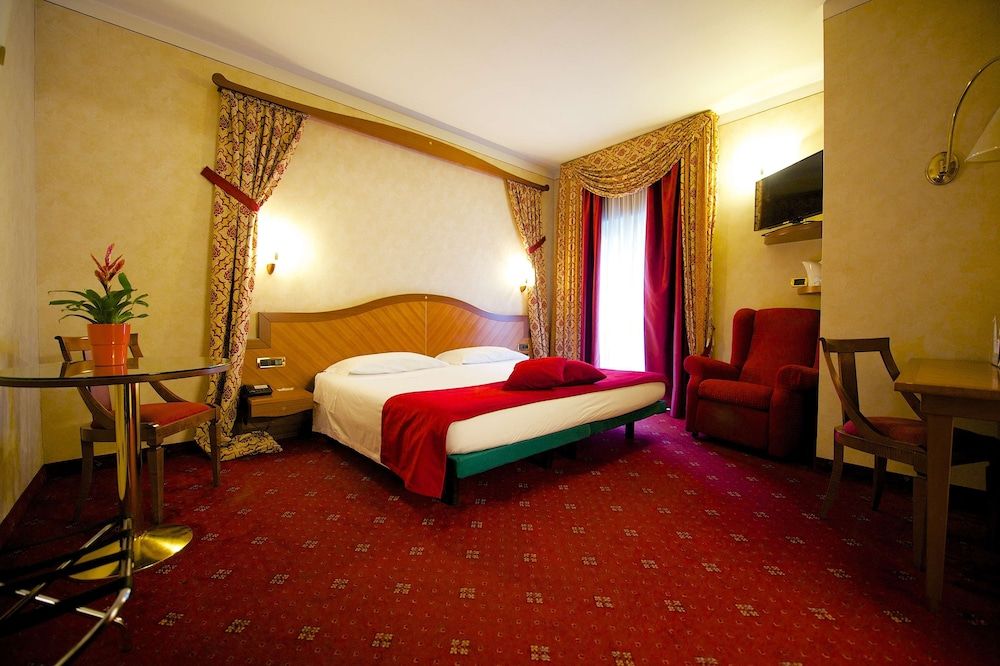 Best Western Hotel Luxor Standard Room, 1 Queen Bed 10