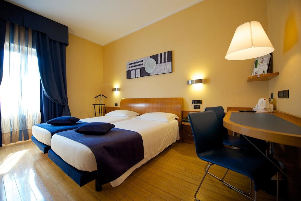 Standard Room, 3 Twin Beds