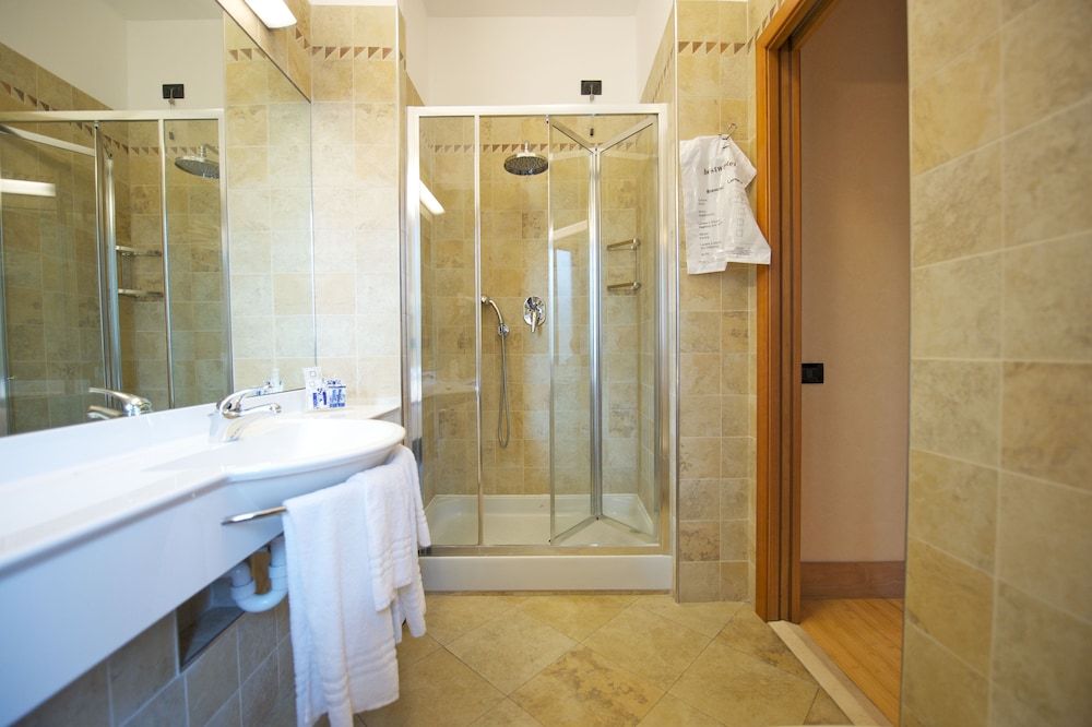 Best Western Hotel Luxor Standard Room, 1 Queen Bed 15