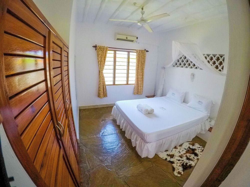 Doric Cottages Diani Luxury Cottage, 2 Bedrooms 3