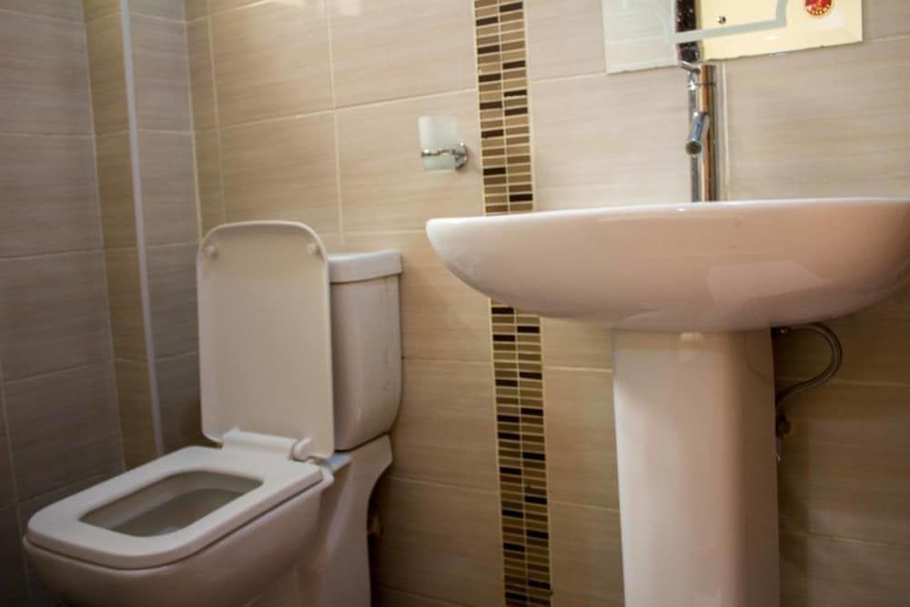 Sky View Park Apartments Apartment, 3 Bedrooms 45