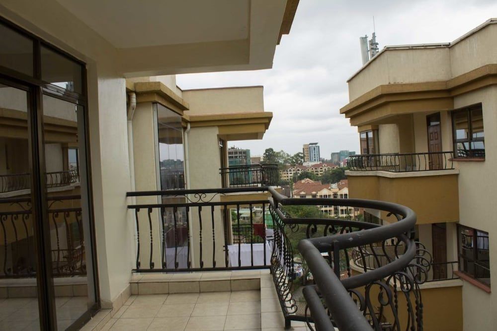 Sky View Park Apartments Apartment, 3 Bedrooms 41