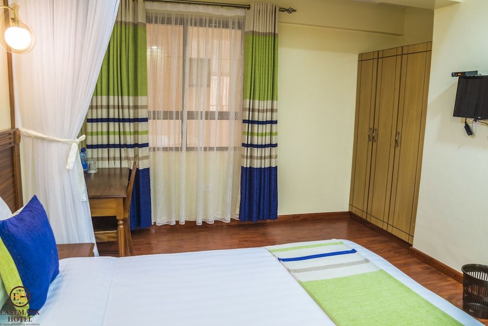 Eastmark Hotel Standard Double Room 5