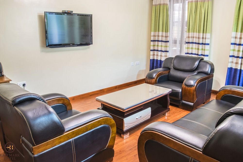 Eastmark Hotel Deluxe Double Room 4