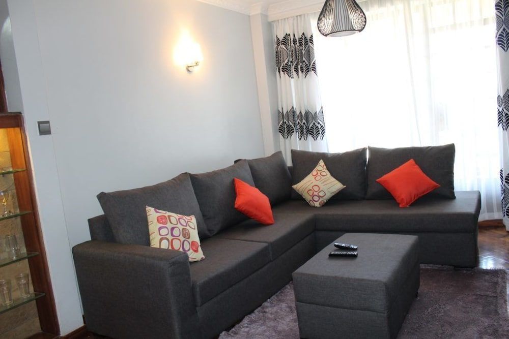 undefined Lissa Suites