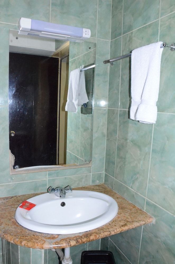 undefined Sandton Palace Hotel 5