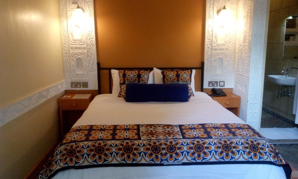 Parklands Shade Hotel Exclusive Room 4