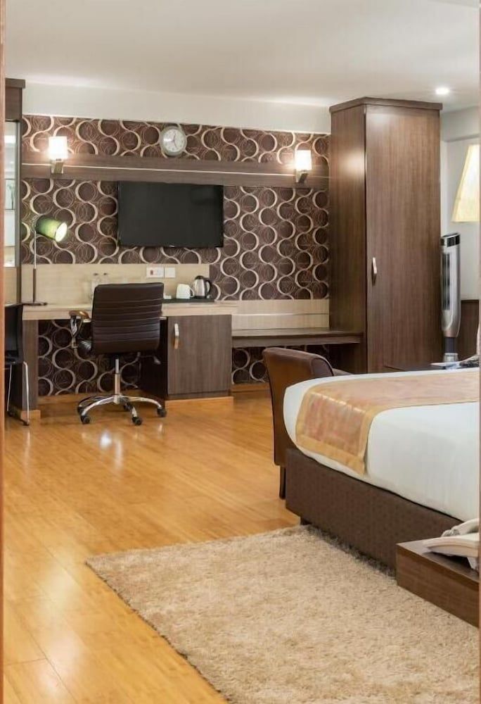 The Ole-Ken Hotel Executive Double or Twin Room 3