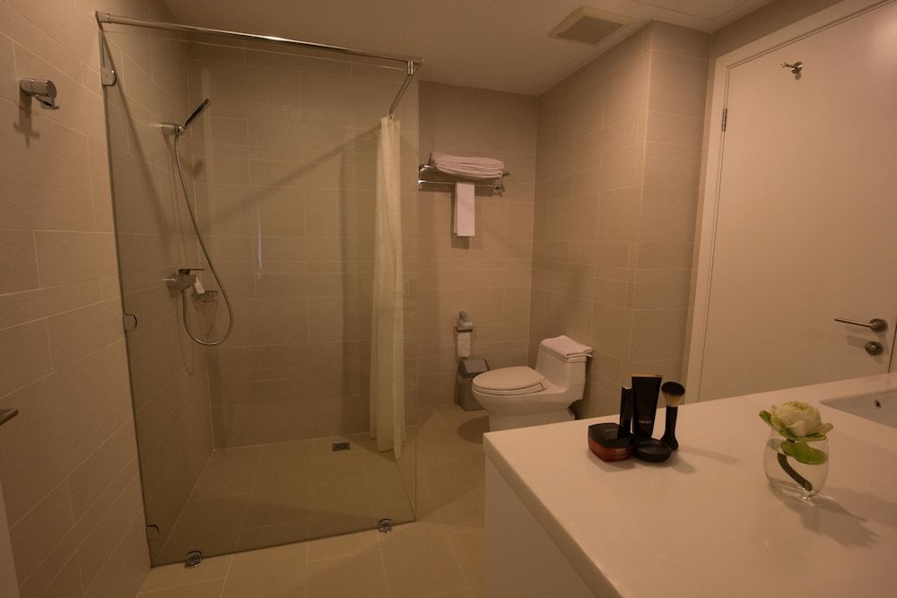 undefined Bellevue Serviced Apartments 2