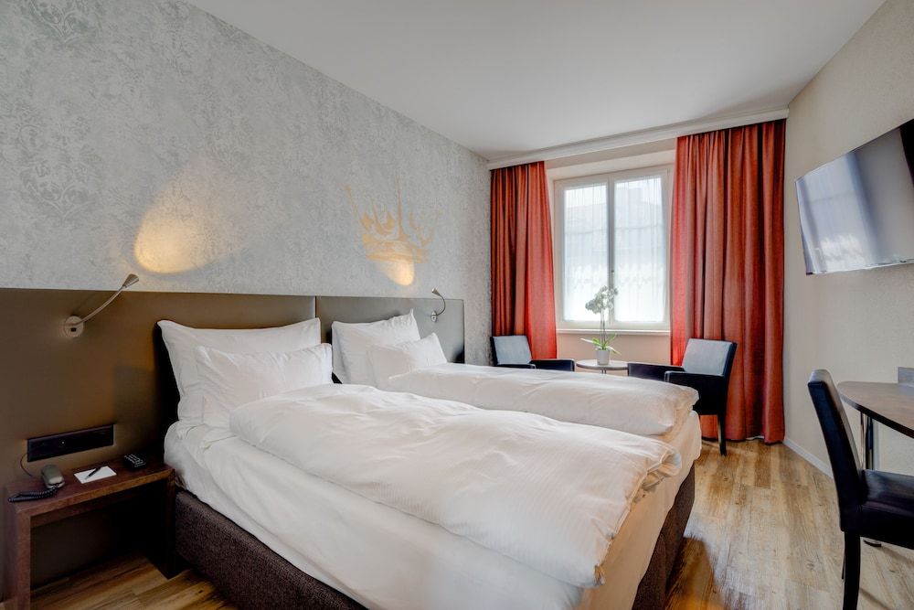 Altstadt Hotel Krone Luzern Standard Twin Room 8