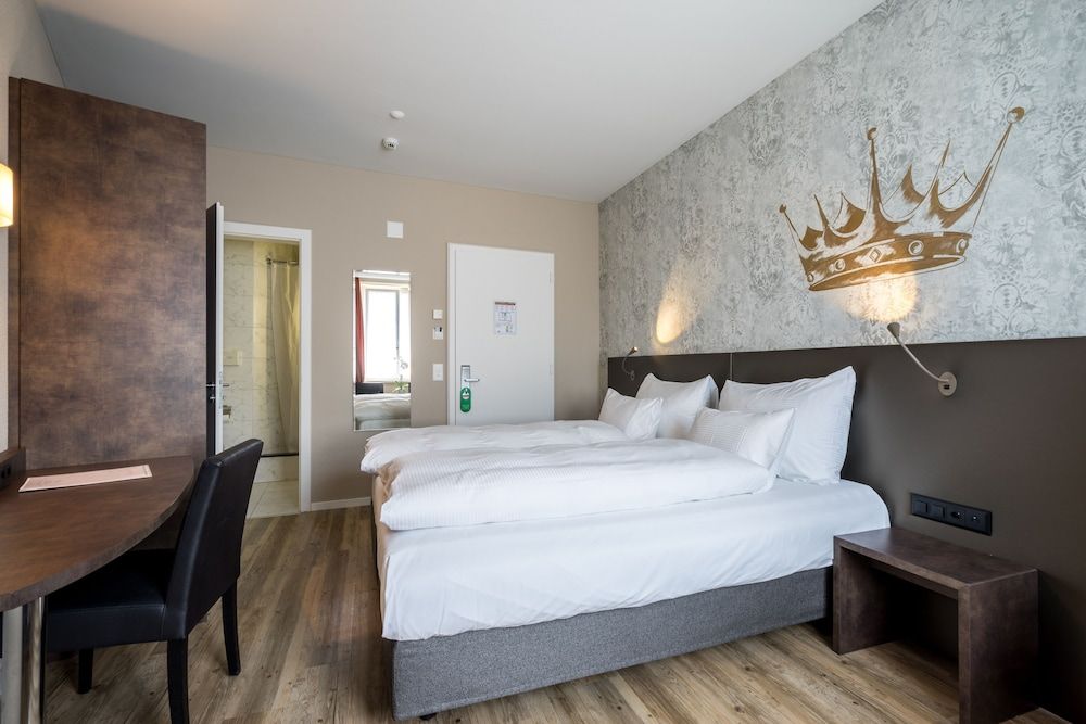 Altstadt Hotel Krone Luzern Standard Twin Room 7