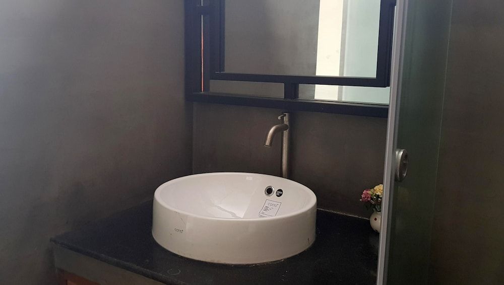 Krissna Villa Siem Reap Superior Double Room, City View 9