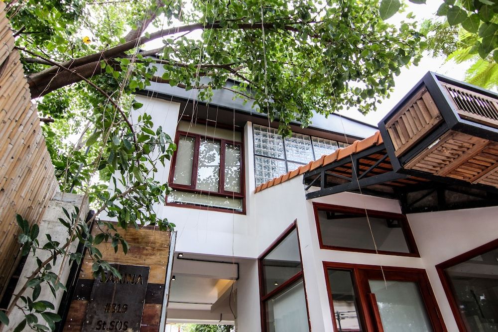 undefined Sarina Hotel & Villa 5