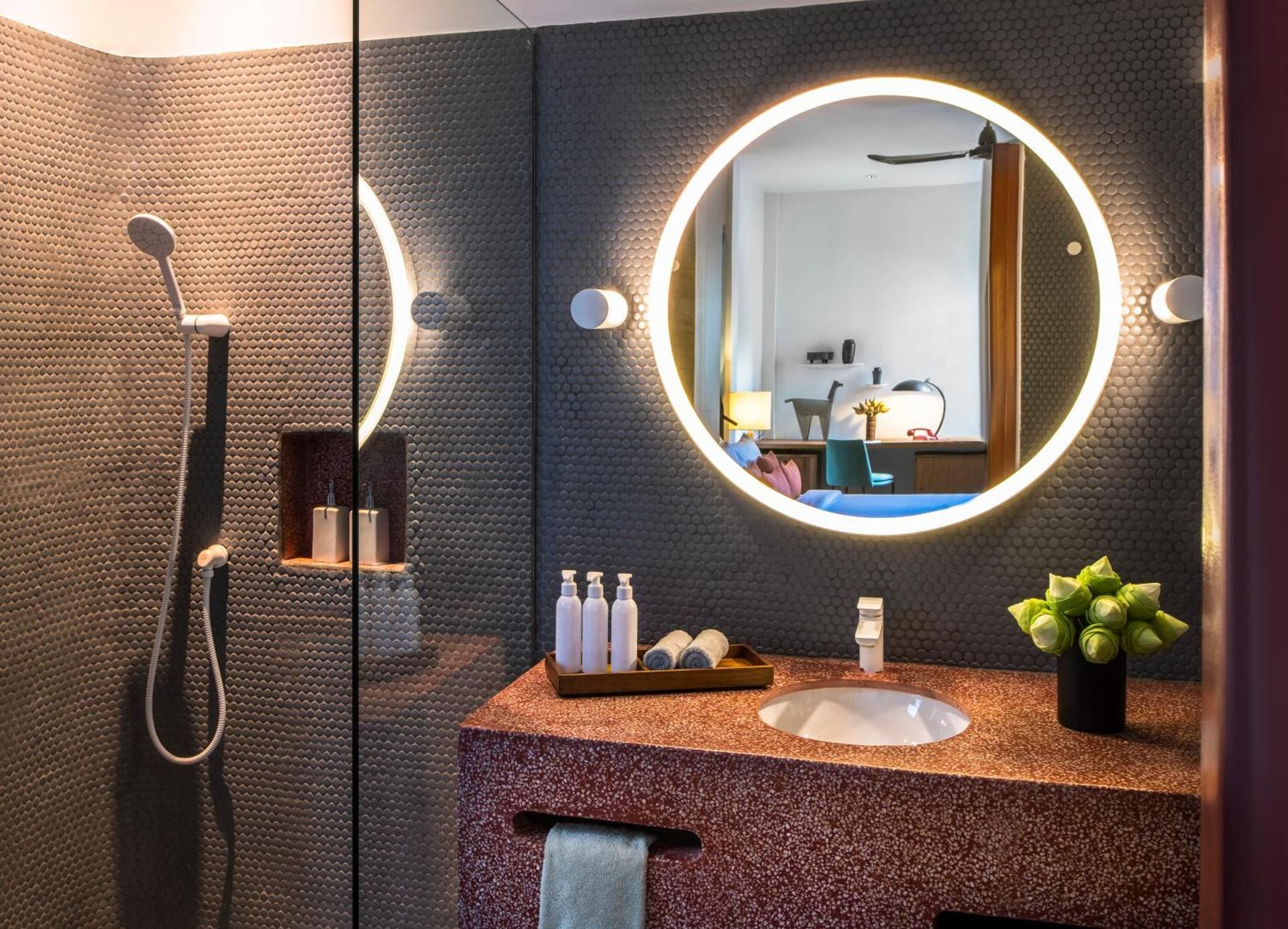 Deluxe Double or Twin Pool View