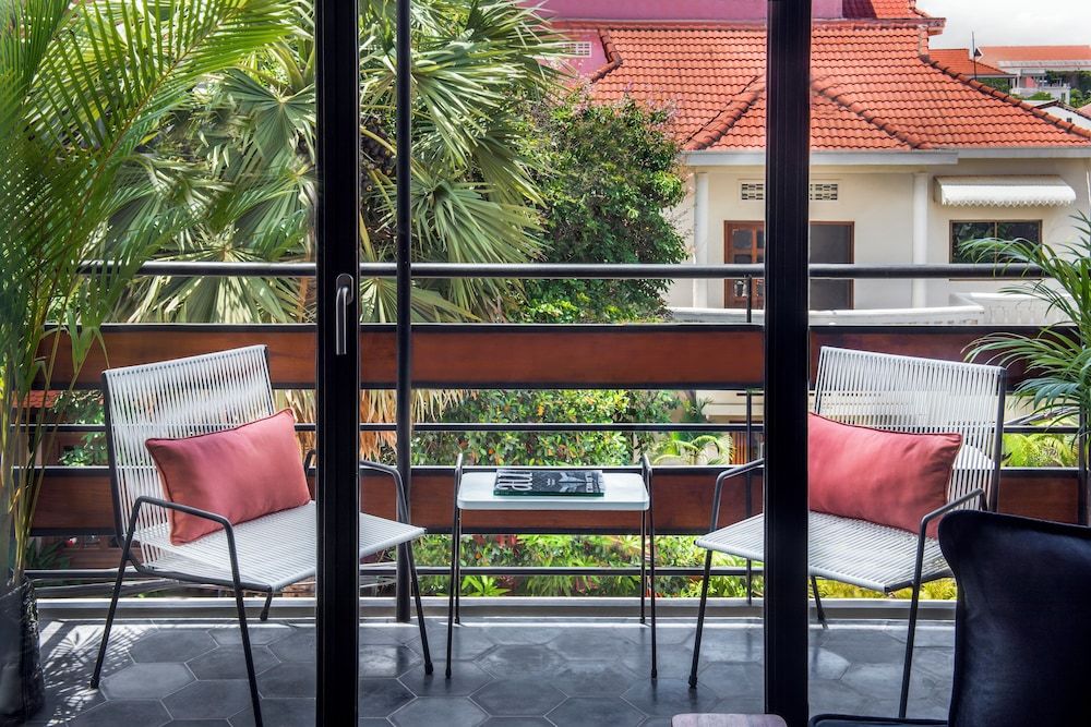 Viroth's Villa Deluxe Double or Twin Room 2