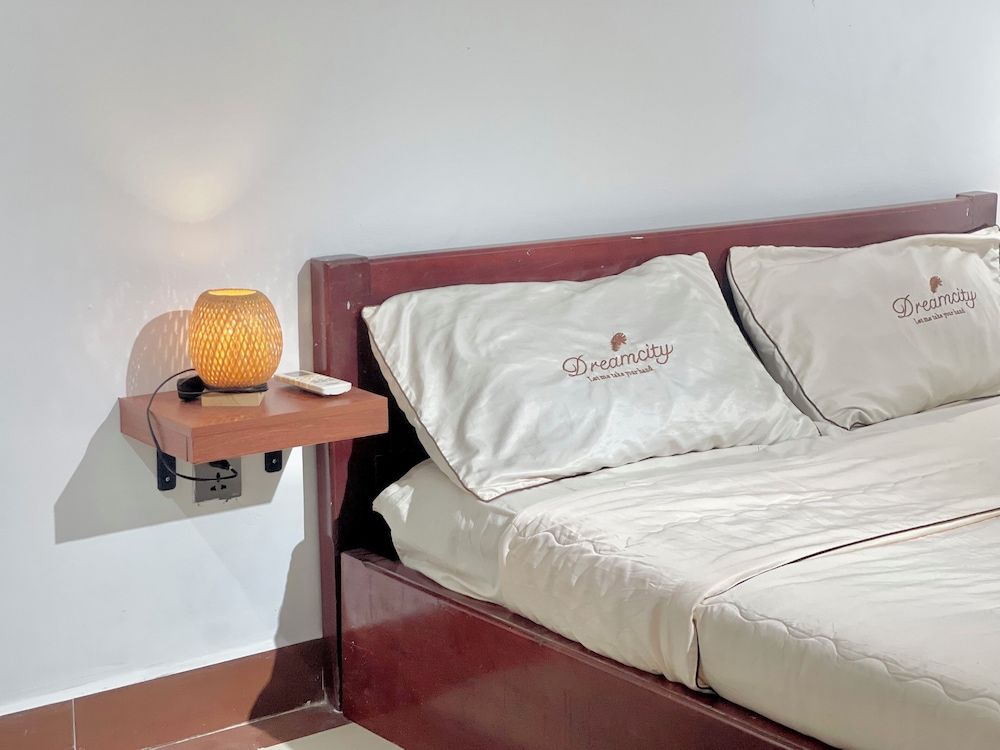 SKY HOTEL Central Phnom Penh - Rooms & Apartments Economy Double Room