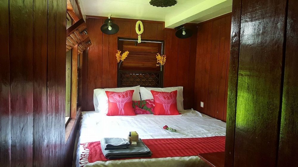 Romantic Room, 1 King Bed, Private Bathroom, River View