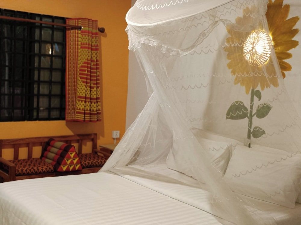 Siem Reap Homesteading Basic Room, 1 Queen Bed, Garden View, Ground Floor 3