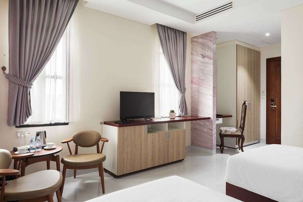 LCS Hotel & Apartment Standard Twin Room 7