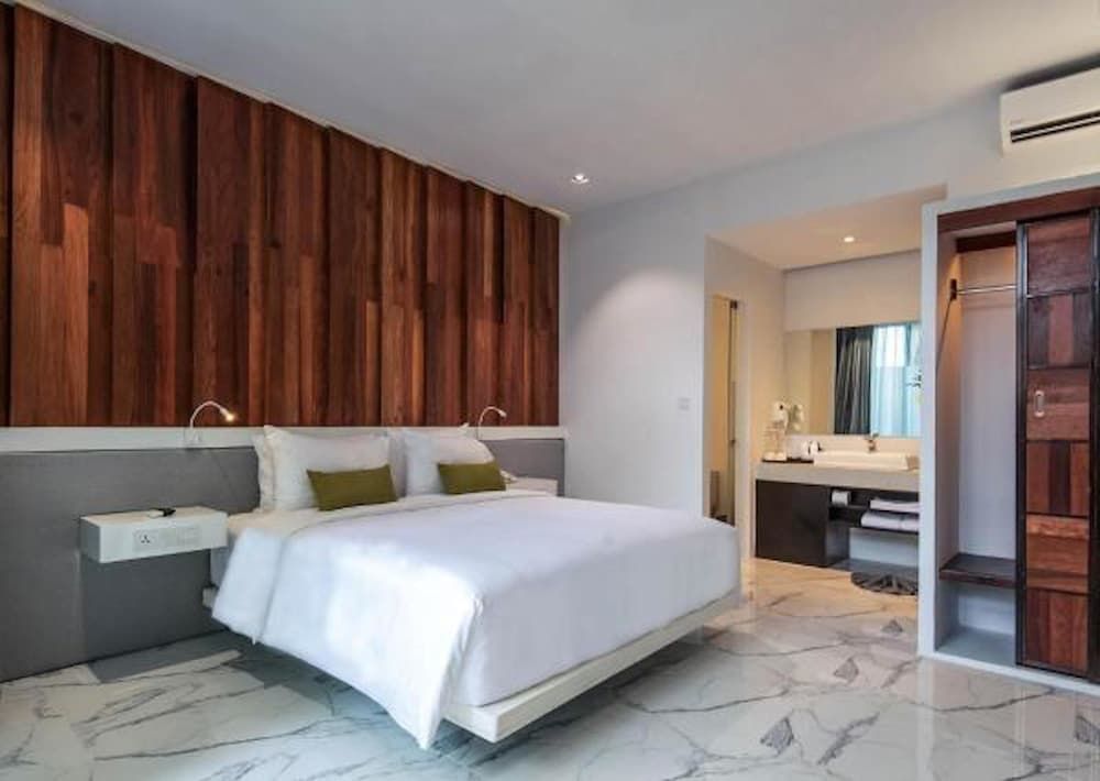 King Rock Residence Luxury Deluxe King 5