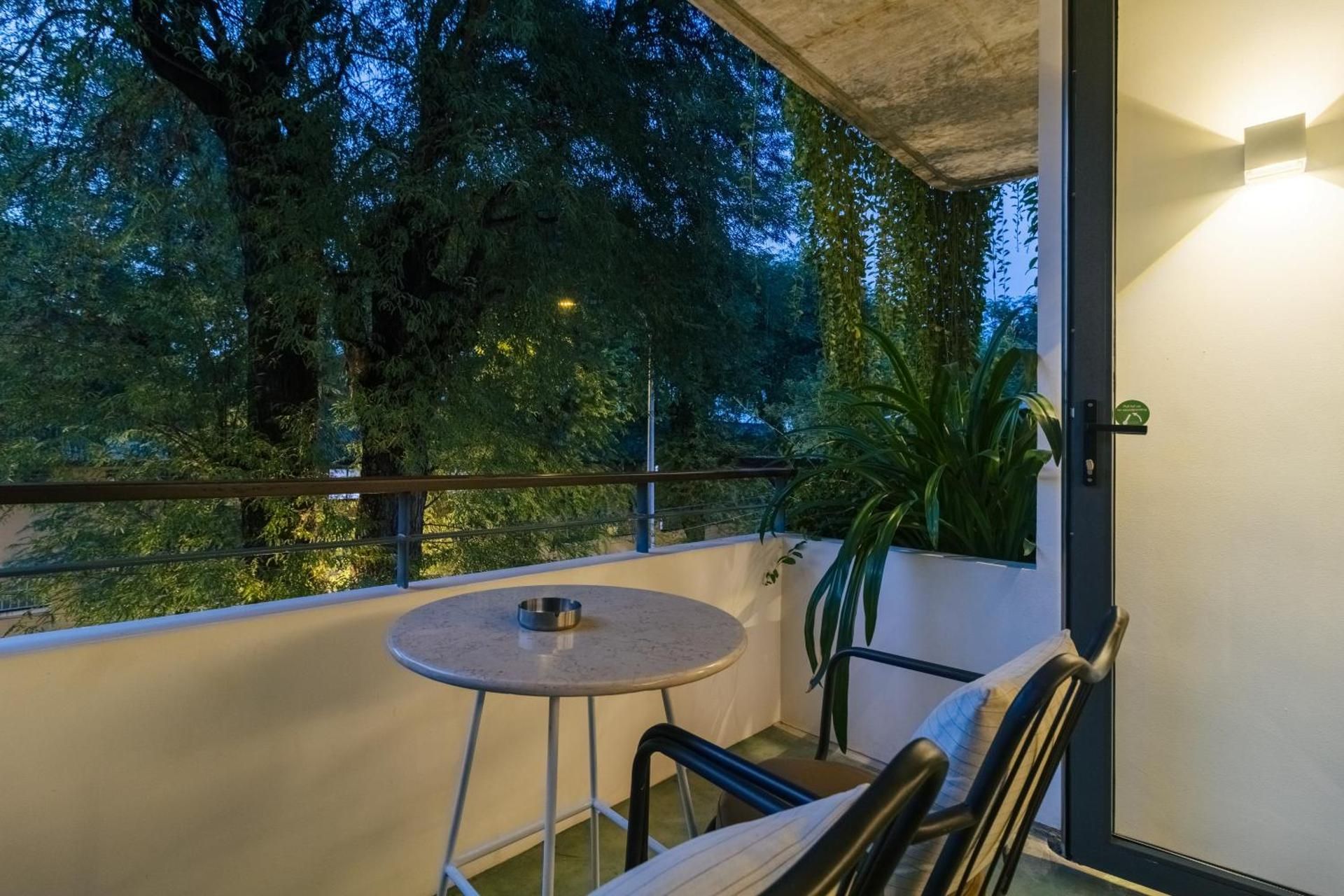 Penh House Hotel Superior Double Room 4