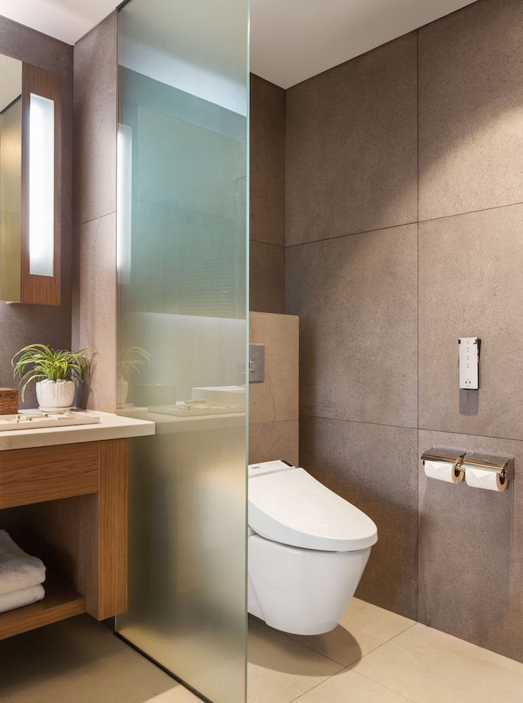 Hotel Emion Phnom Penh Standard King Room (No Balcony) 3