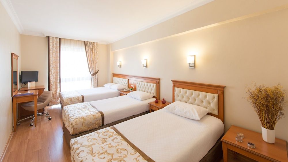 undefined Prestige Hotel Old City 4