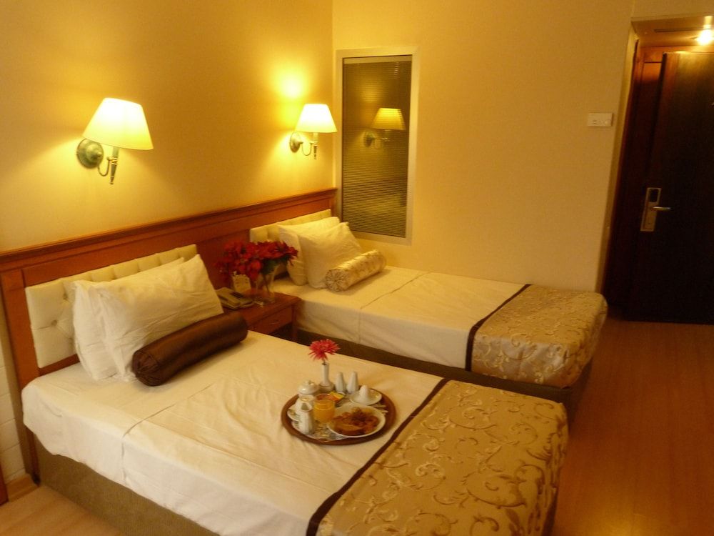 undefined Prestige Hotel Old City 9