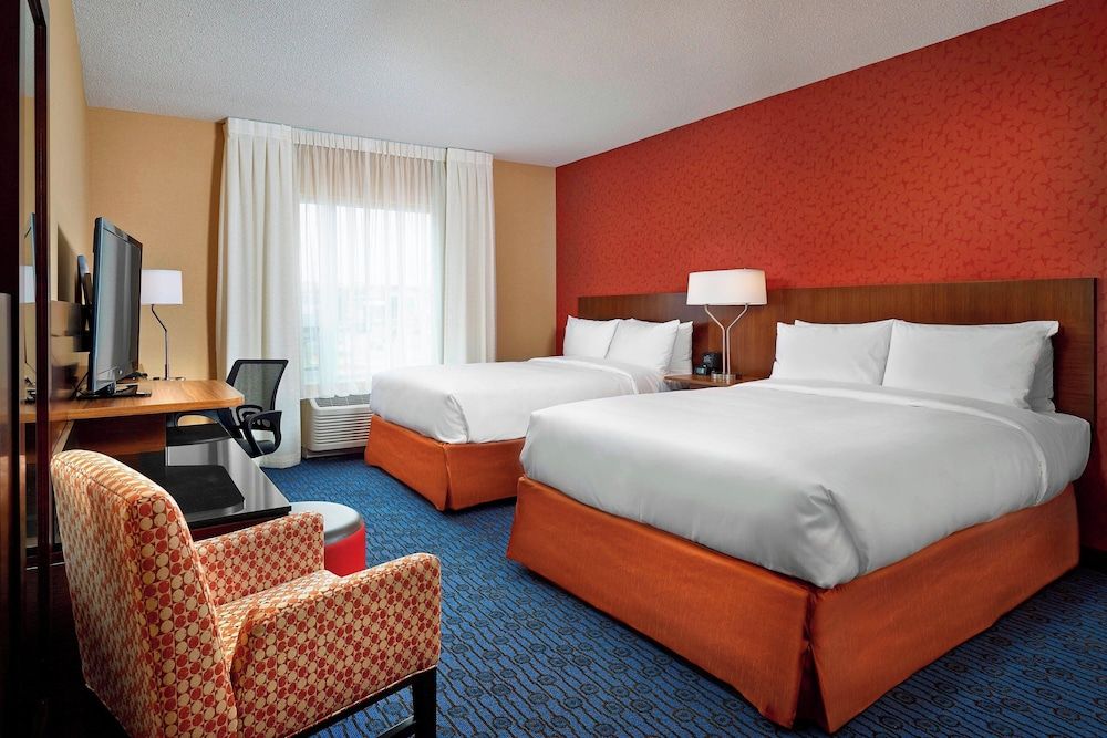 Room, 2 Queen Beds, Non Smoking