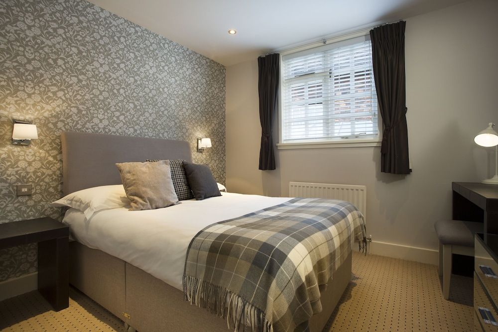 The George Hotel Double Room 4